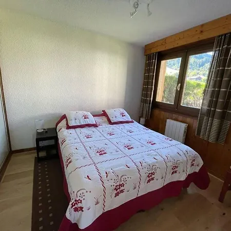 Charming Bright Spacious Village Walk To Lift Hike *